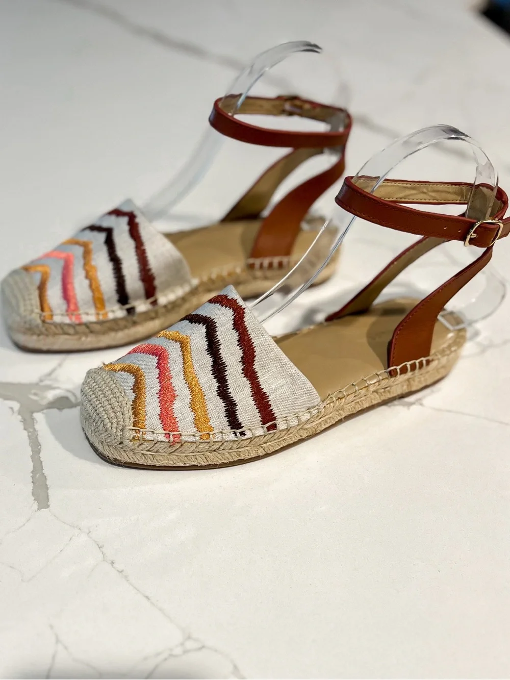 Ann Taylor Isabella Embroidered Linen Espadrille Sandals Multi Zebra Stripe Sz 6